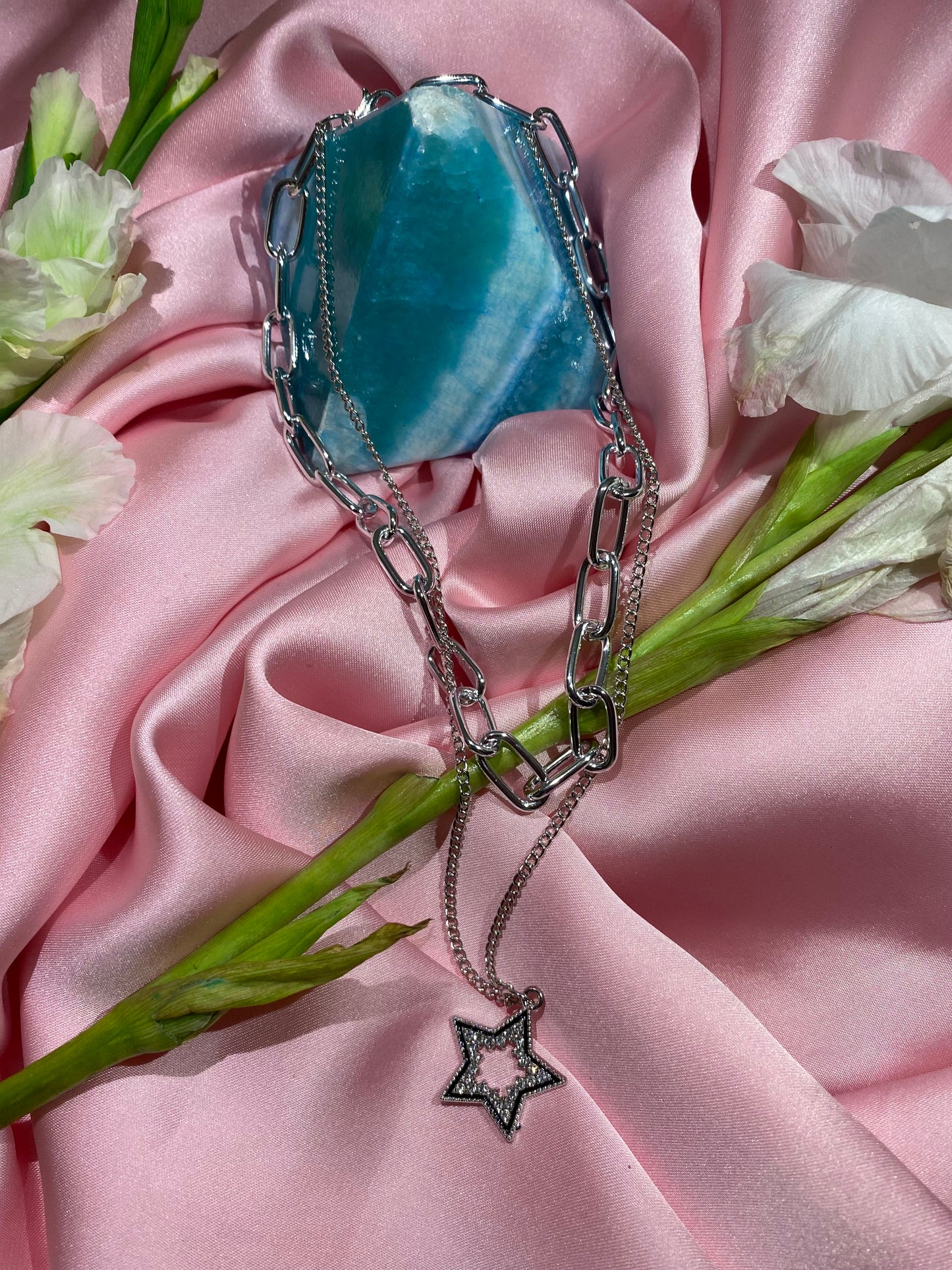 STAR LAYERED NECKLACE