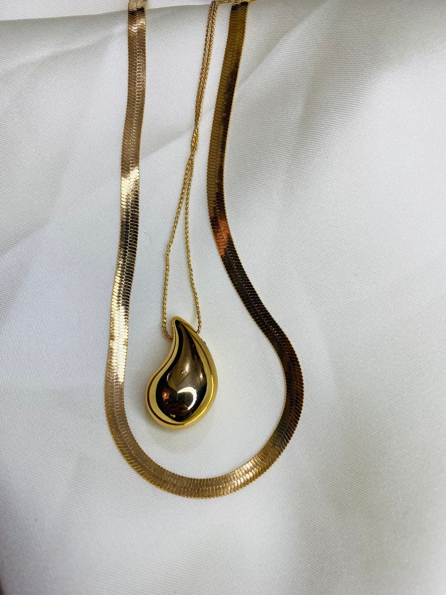 LUXE DROP DOUBLE CHAIN