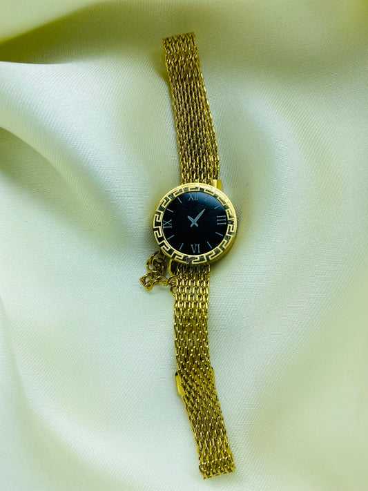 MAJESTIC CHARM TIMEPIECE