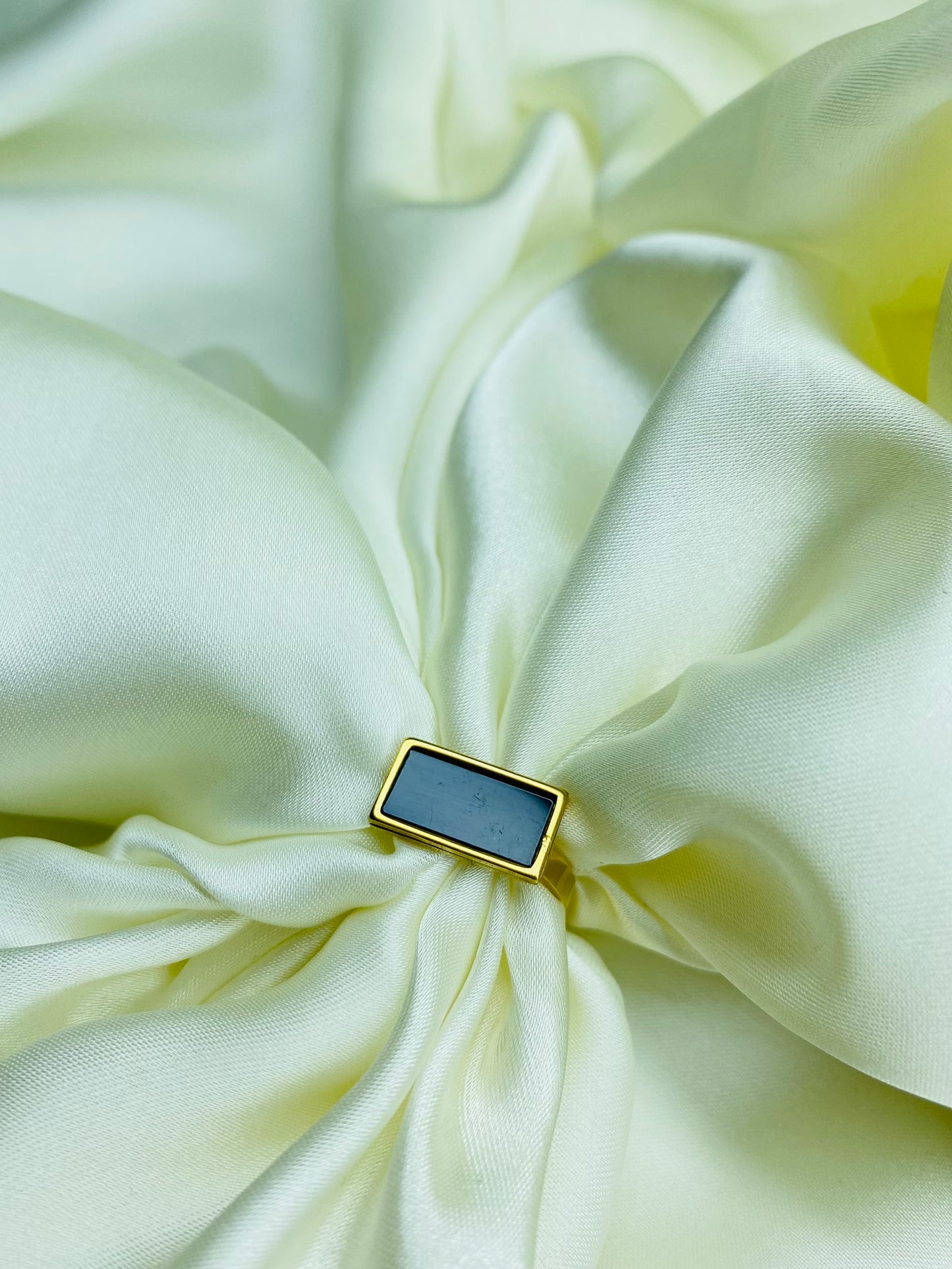 ECLIPSE RING