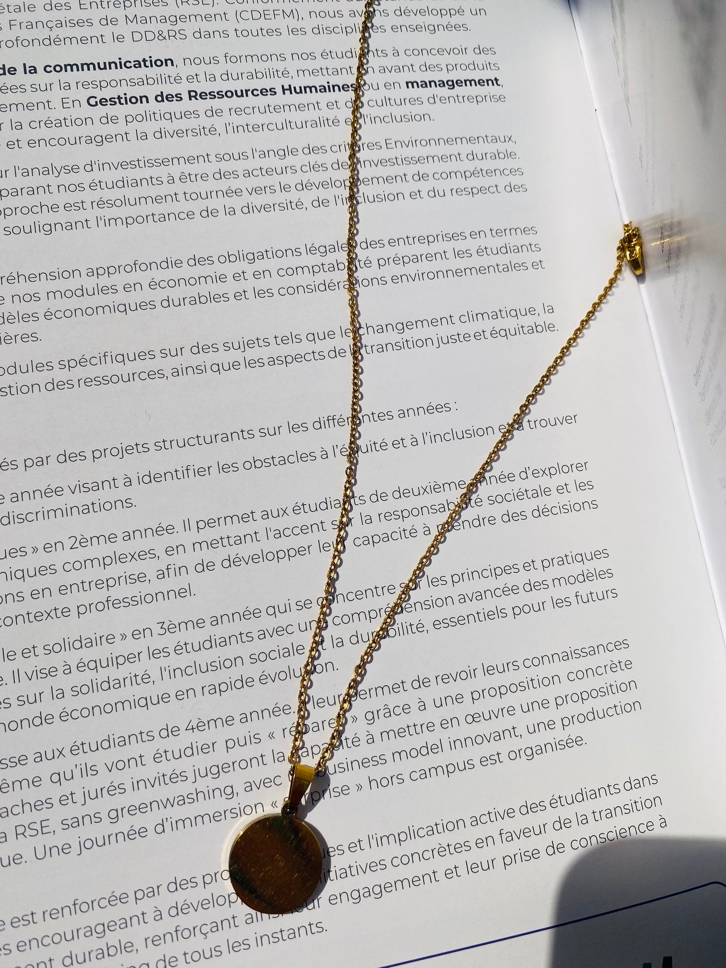 STELLAR SHINE PENDANT