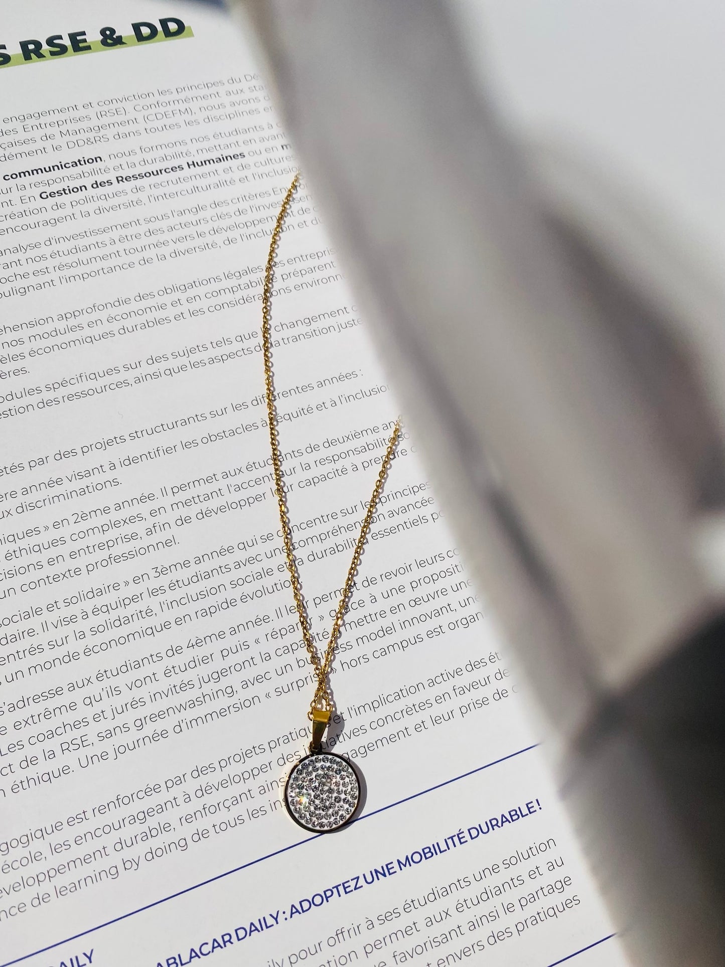 STELLAR SHINE PENDANT