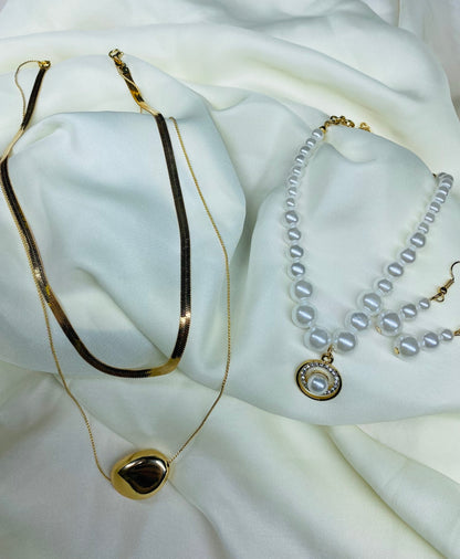 LAYERED SNAKE & PEARL JEWELRY SET